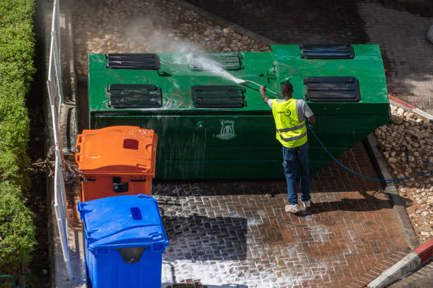 Best Commercial Pressure Washing  in Cedar Rapids, IA